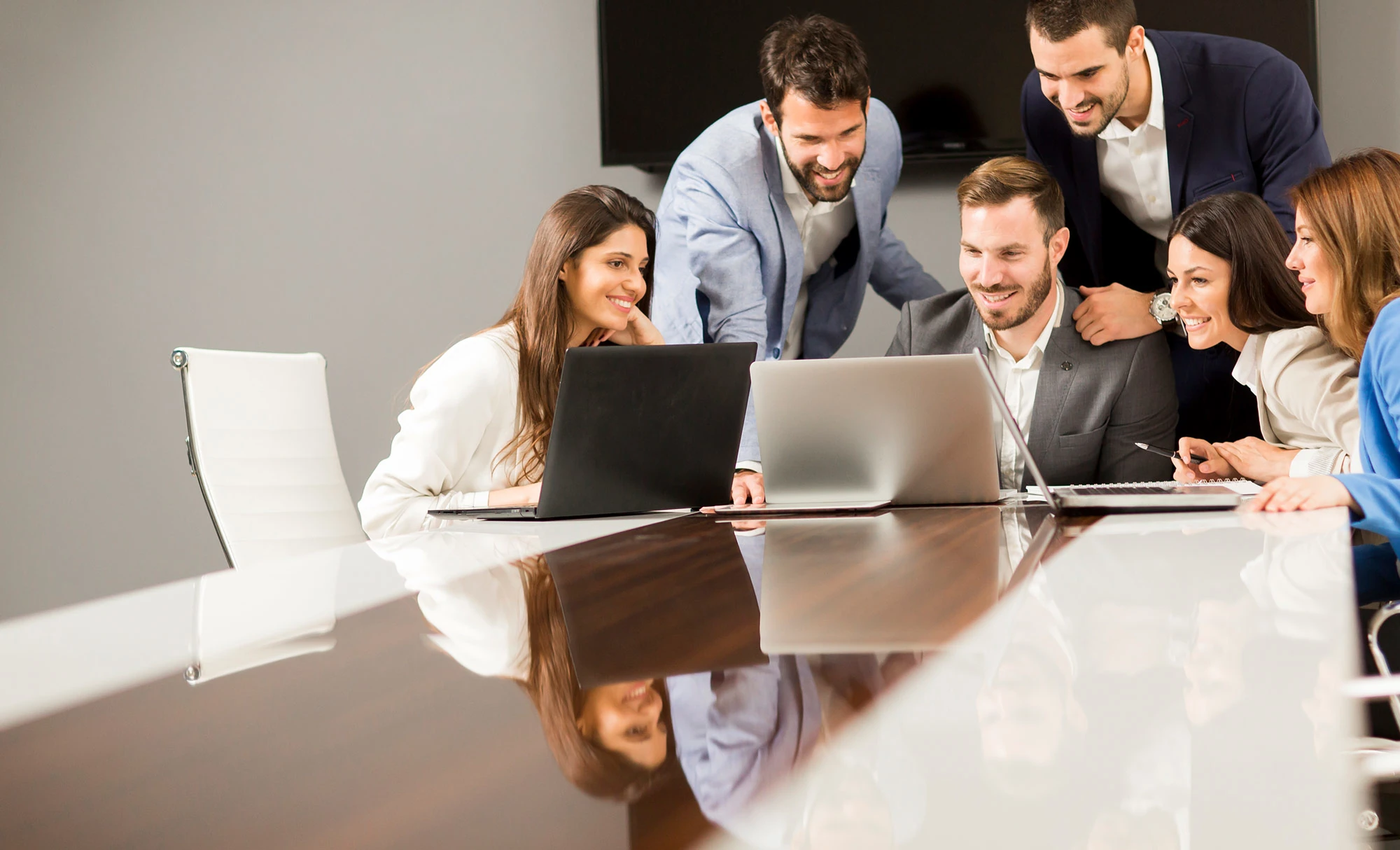 Echipa Pralmar – Construim soluții digitale personalizate pentru afacerea ta.